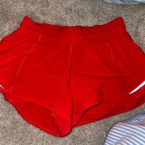 Lululemon Hotty Hot 2.5 inches